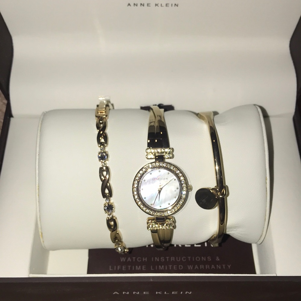 Anne Klein watch bracelet set